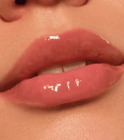 Aceite labial Colour Cushion Juicy - 050: Drenched Drama