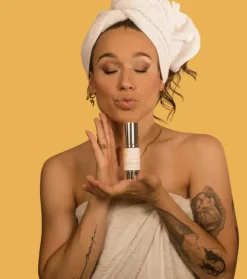 *Antiaging* - Gel contorno de ojos y labios