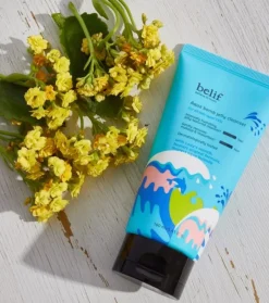 *Aqua Bomb* - Gel limpiador hidratante