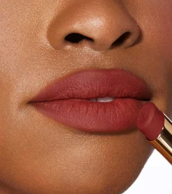 Barra de labios mate Beyond Blurry - Afrodite