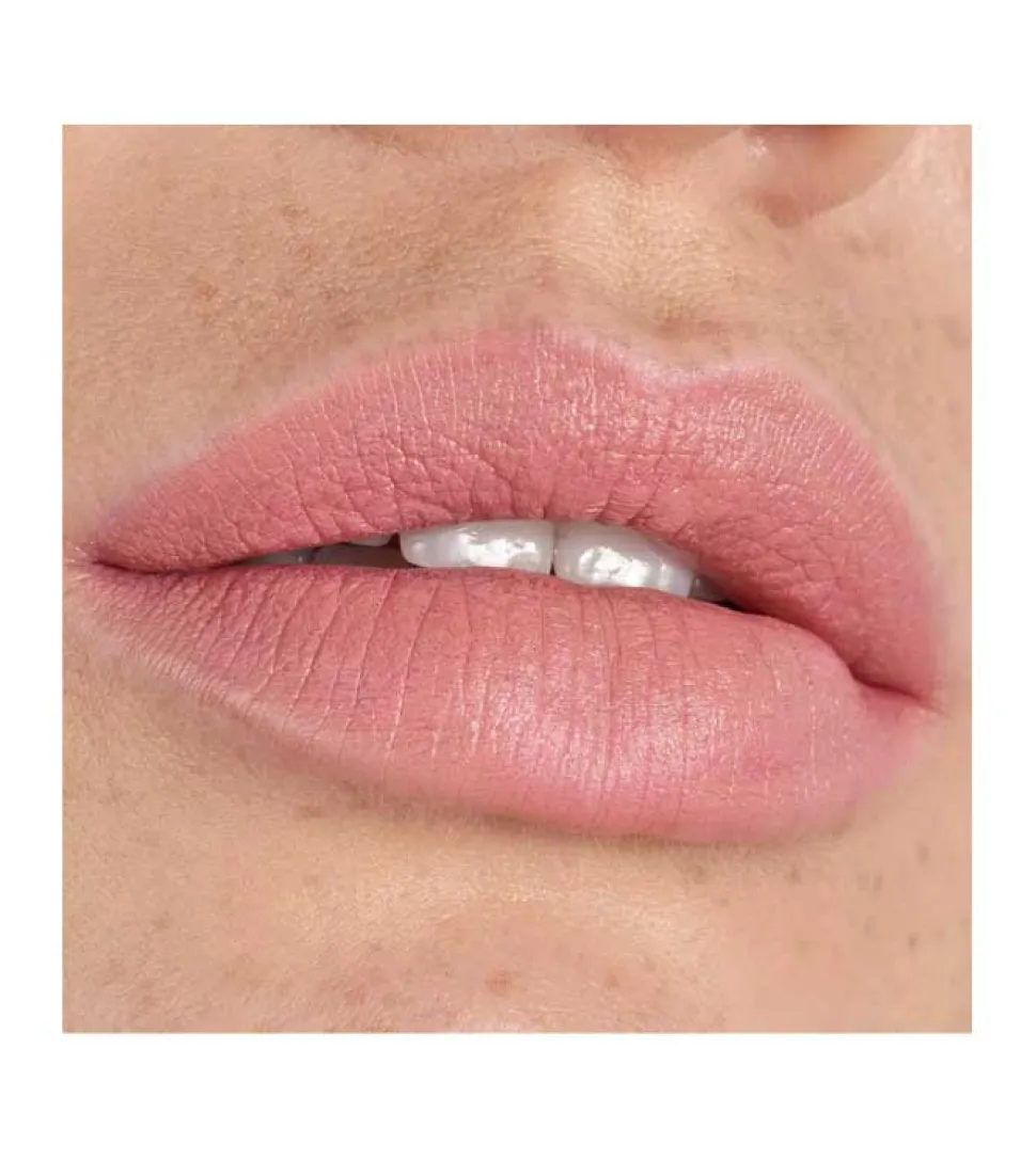 Barra de labios Scandalous Matte - 010: Plain Truth