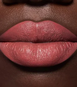 Barra de labios Scandalous Matte - 130: Slay The Day