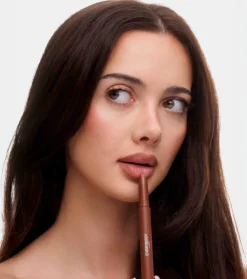 Barra y perfilador de labios - Toffee Nude
