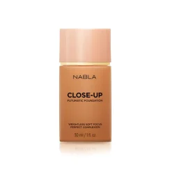 Base de maquillaje Close-Up Futuristic Foundation - T40