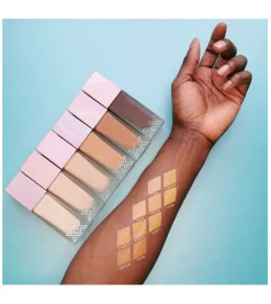 Base de maquillaje Glow Skin Fauxxdation - FX12.7
