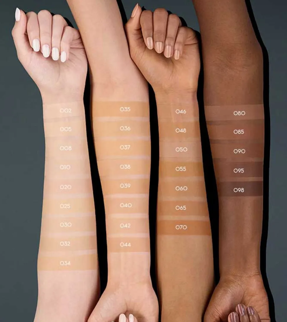 Base de maquillaje HD Liquid Coverage: 036: Hazelnut Beige