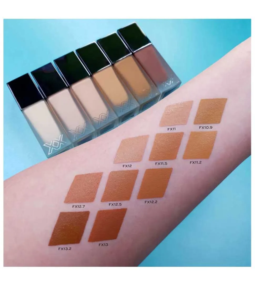 Base de maquillaje Liquid Skin Fauxxdation - FX17.7