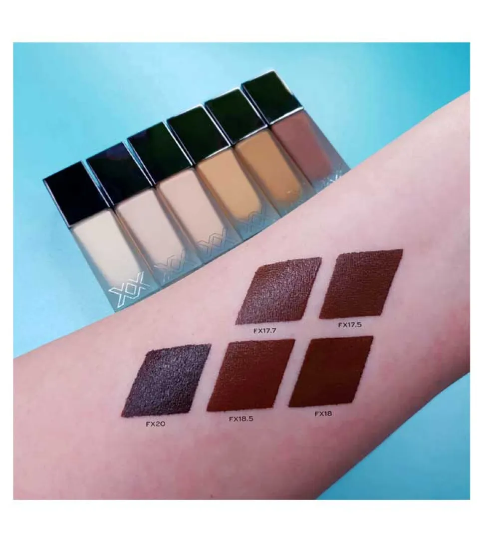 Base de maquillaje Liquid Skin Fauxxdation - FX10.9