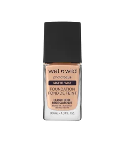 Base de maquillaje Photo Focus Matte - E371C: Classic Beige