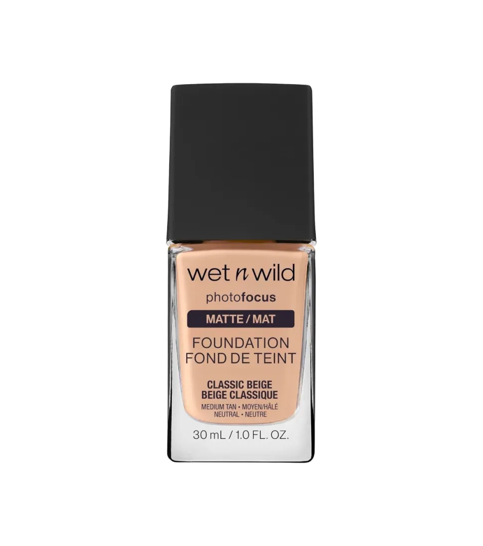 Base de maquillaje Photo Focus Matte - E371C: Classic Beige