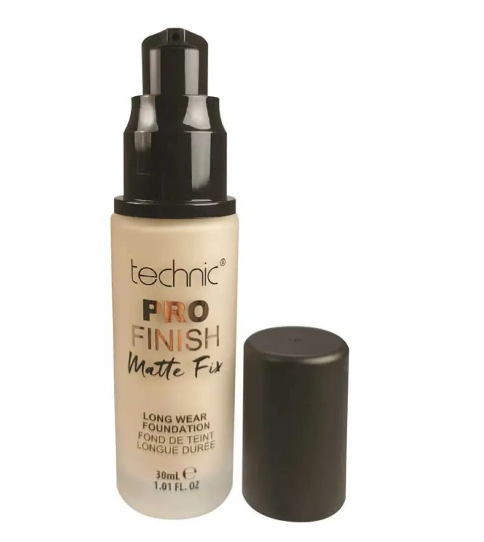 Base de maquillaje Pro Finish Matte Fix - Porcelain
