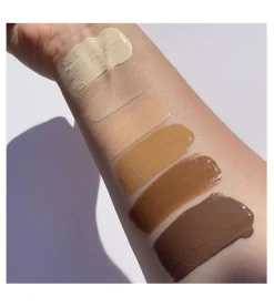 Base de maquillaje Super Matte - F3