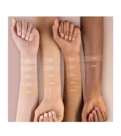 Base en polvo HD Matte 18H SPF15 - 030W