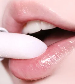 Bálsamo de labios Glacier Vegan - 01: Snow Frost