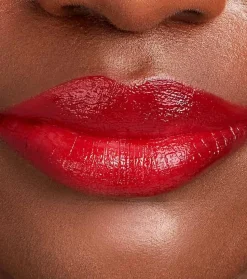Bálsamo labial multifunción con color - Ultimate Red