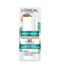*Bright Reveal* - Fluido facial diario con color SPF 50 - Tono medio