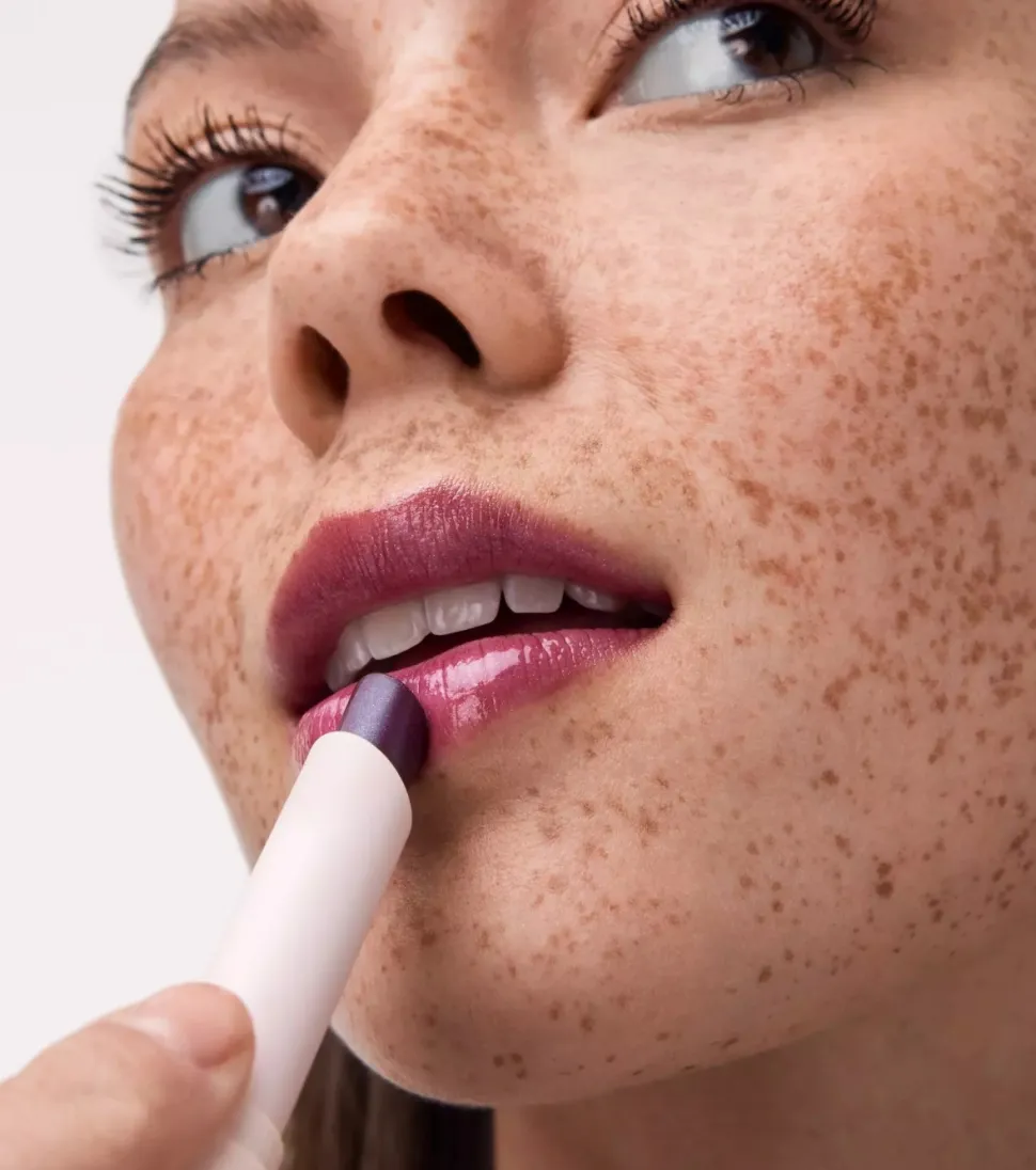Brillo de labios en stick Diamond Glaze - 050: Glitterally Perfect