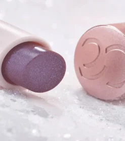 Brillo de labios en stick Diamond Glaze - 050: Glitterally Perfect