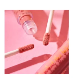 Brillo de labios voluminizador What The Fake! - 02: oh my nude!