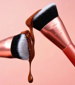 Brocha de maquillaje Snatch + Contorno Sculpt