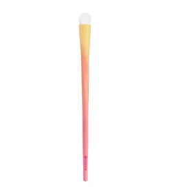 *Brush It Like It's Art* - Brocha para difuminar Throwing A Little Color