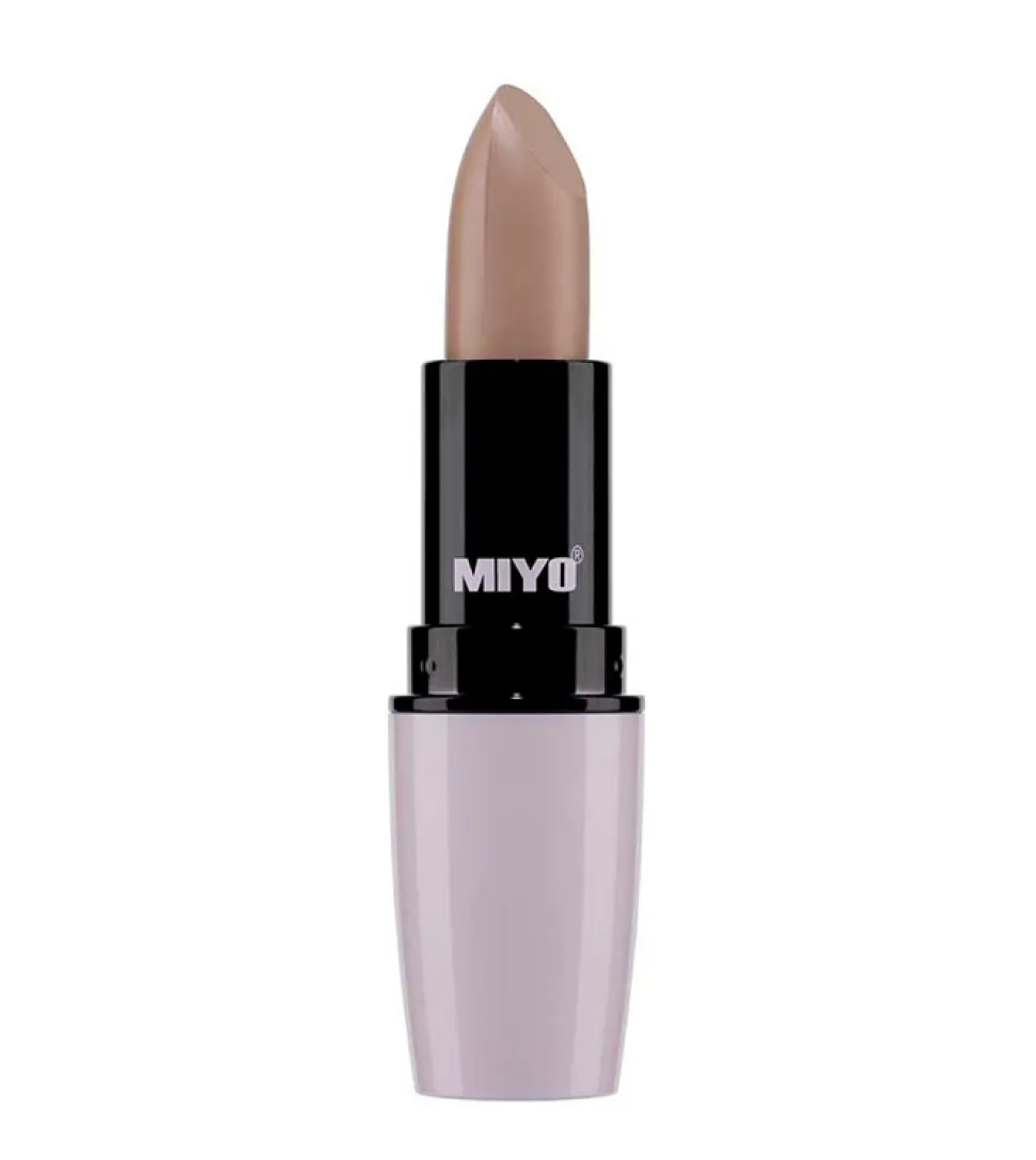*By Pierre Rene* - Barra de labios Ammo - 03: Fudge Candy