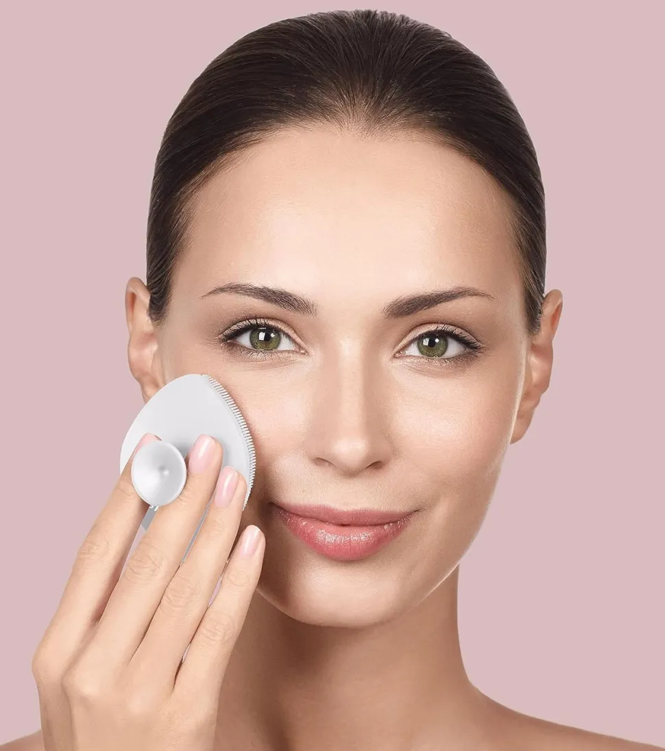 Cepillo limpiador facial 4 en 1 - White