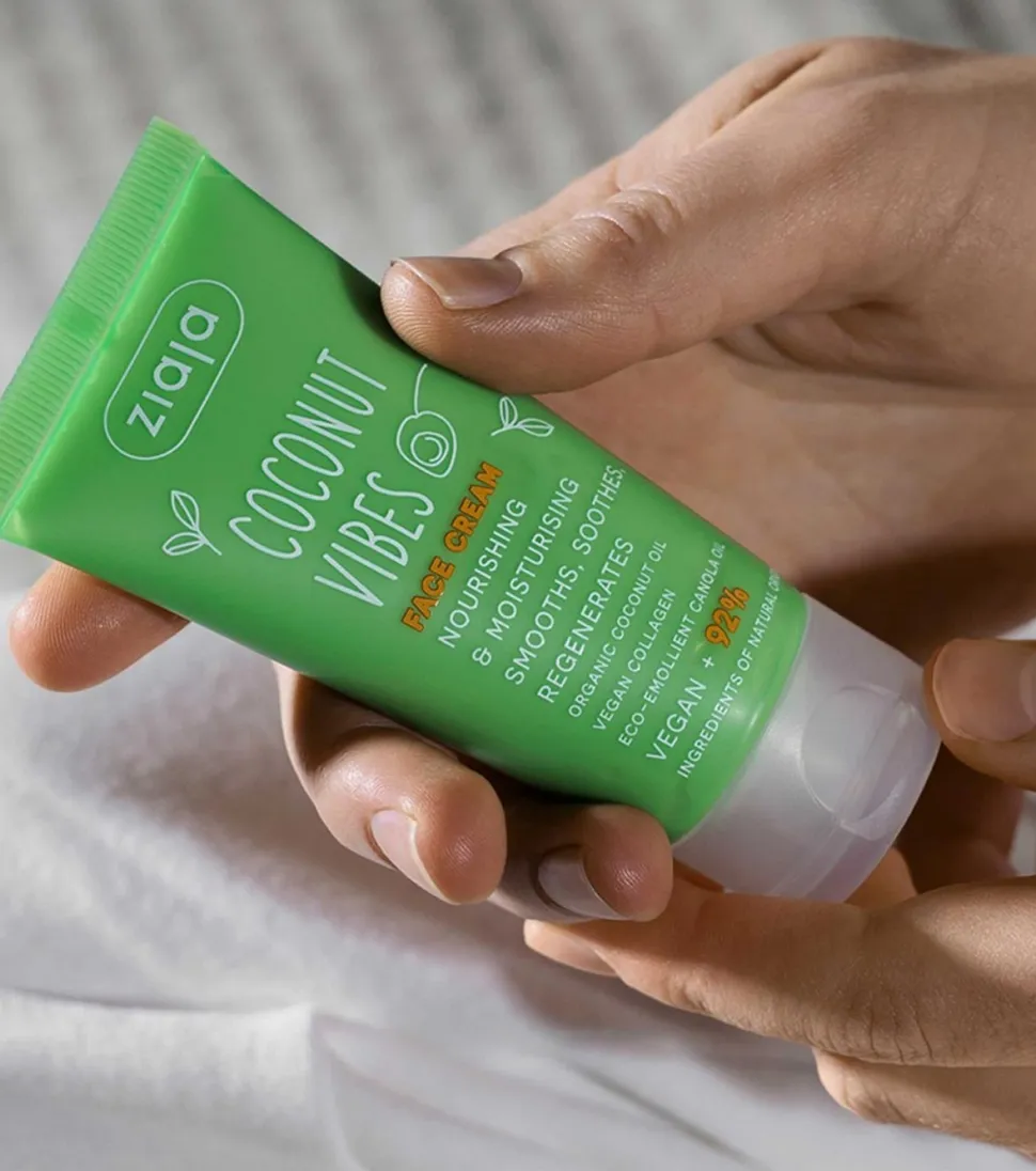 *Coconut and Orange Vibes* - Crema facial nutritiva con notas de coco