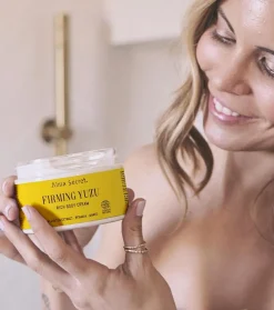 Crema corporal hidratante Firming Yuzu