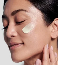 Crema de noche antiedad Intelligent Retinol Smoothing