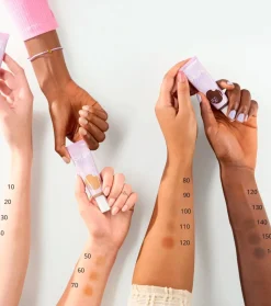 Crema hidratante con color Skin Tint - 10