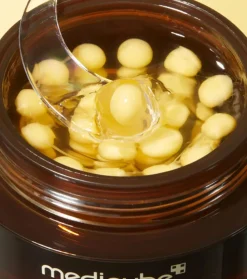 *Deep Vita C* - Crema facial iluminadora Deep Vita C Capsule Cream