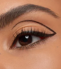 Delineador de ojos Eyeliner Pen extra long-lasting