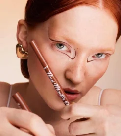 Delineador de ojos Flow Master Pen - 01: Tobacco