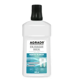 Enjuague bucal dientes blancos
