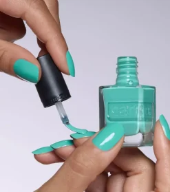 Esmalte de uñas Gel Affair - 031: Electric Turquoise