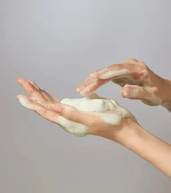 Espuma limpiadora Yuja Balancing Bubble