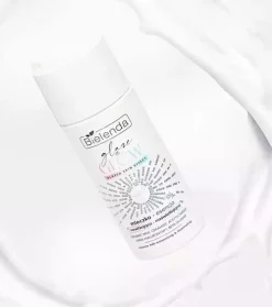 *Glaze & Glow* - Esencia facial en textura lechosa