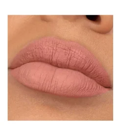 Labial líquido 8h Matte - 03: Soft Beige