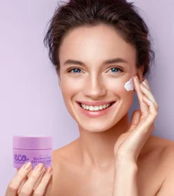 *Lavender Clouds* - Crema facial iluminadora de día