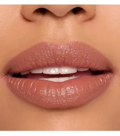 Lápiz de labios Creamy Nudes - 030: Salted Caramel