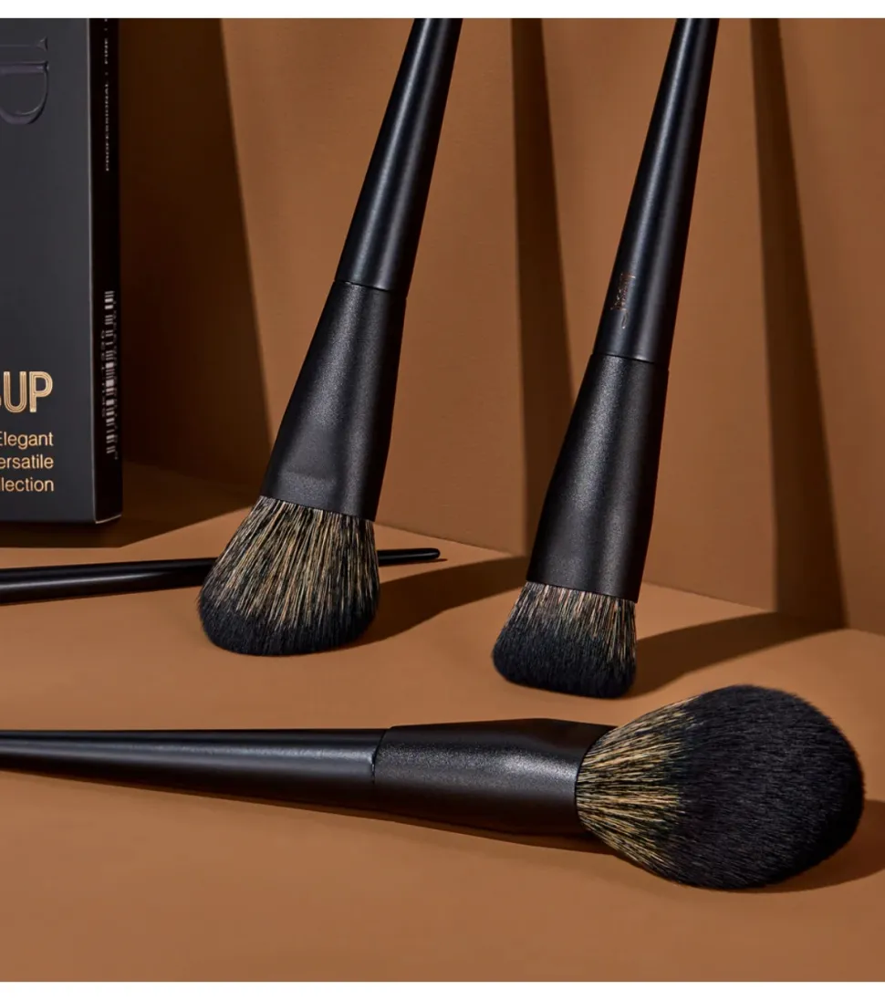 *Makeup Lover Collection III* - Set de 14 brochas - Elegant Black