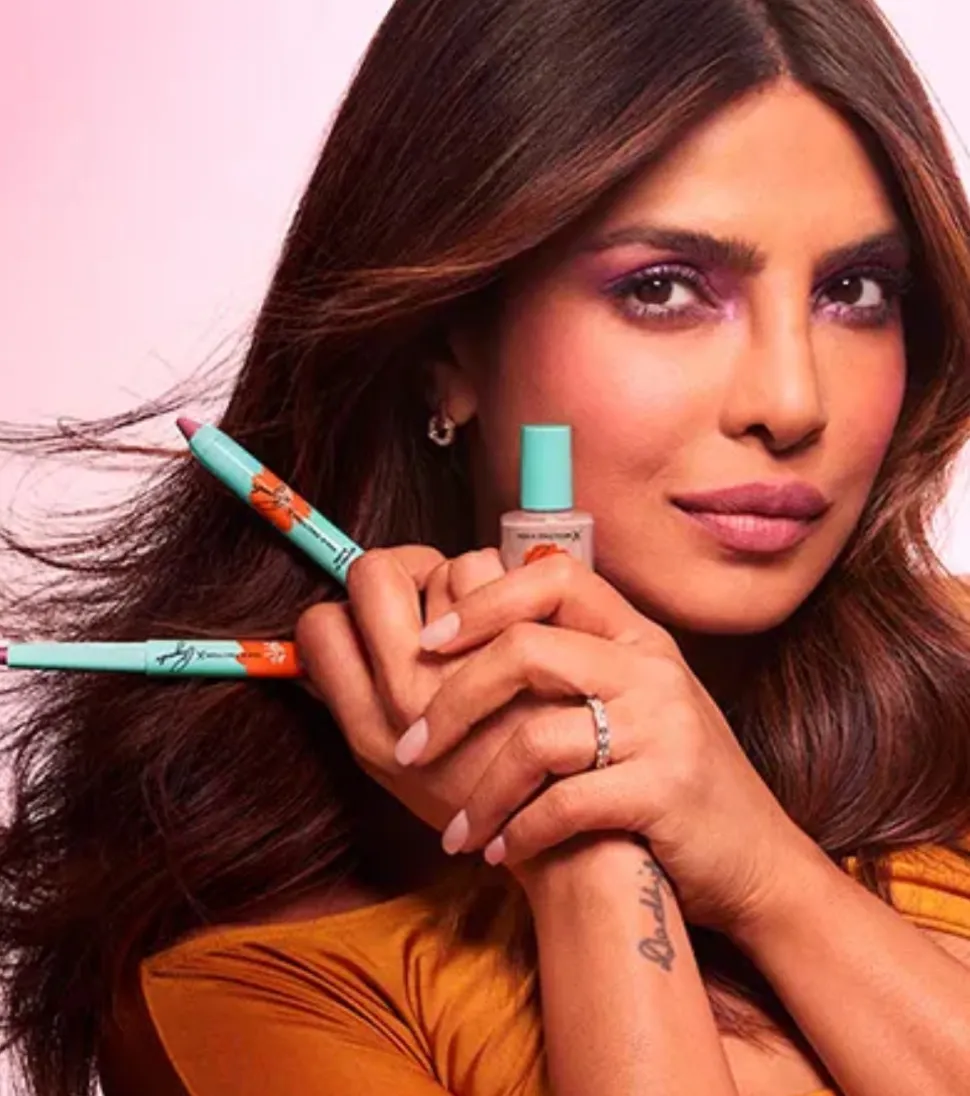 *Max Factor x Priyanka* - Barra de labios mate - 004: Orange Grace