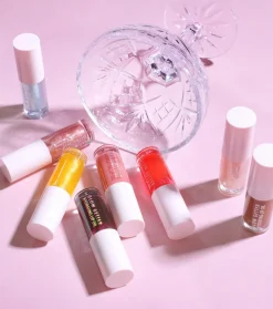 Moira - Aceite de labios Hidratante Glow Getter - 008: Juicy Red