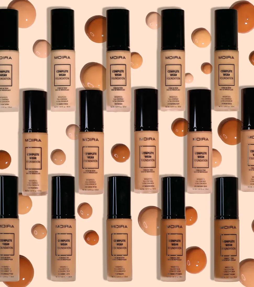 Moira - Base de maquillaje fluida Complete Wear™ - 250: Natural Buff