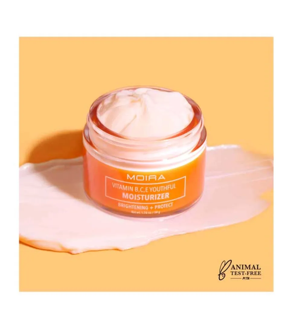Moira - Crema iluminadora Moisturizer - Vitaminas B, C y E