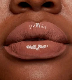 Nyx Professional Makeup - Labial Líquido permanente con brillo Shine Loud - 07: Global Citizen