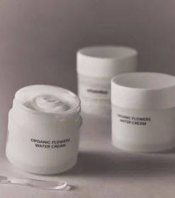 *Organic Flowers* - Crema facial ligera y nutritiva Water Cream