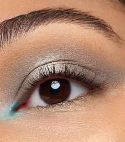 Paleta de sombras Tiny Treasures - 040: Icy Whisper