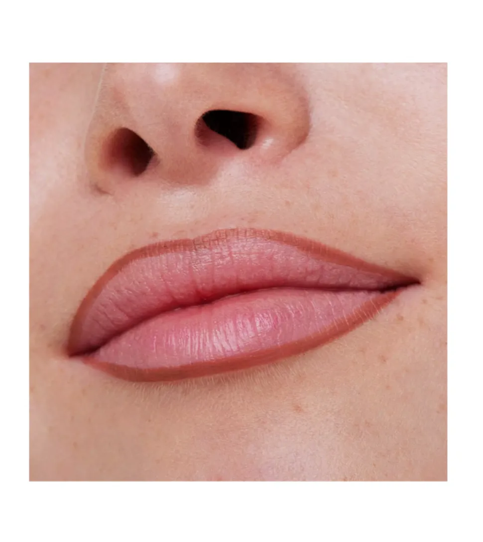 Perfilador de labios 8h Matte confort - 01: Cinnamon Spice